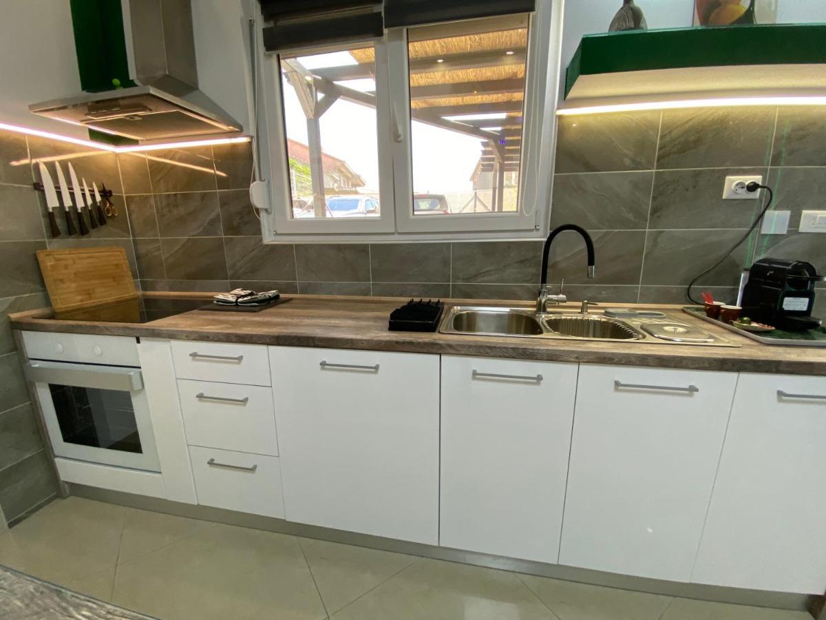 Ferienwohnung Yela Zadar Exterior foto